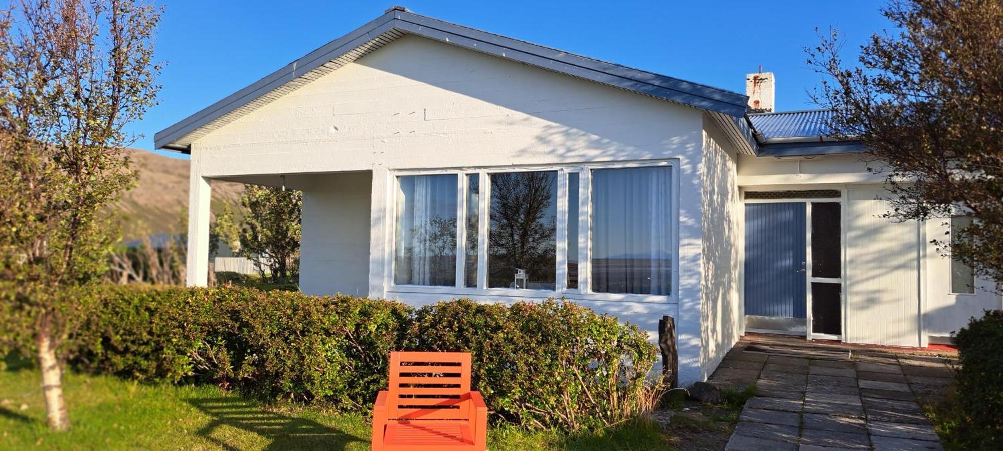 Mora Guesthouse Hagi  Exteriör bild