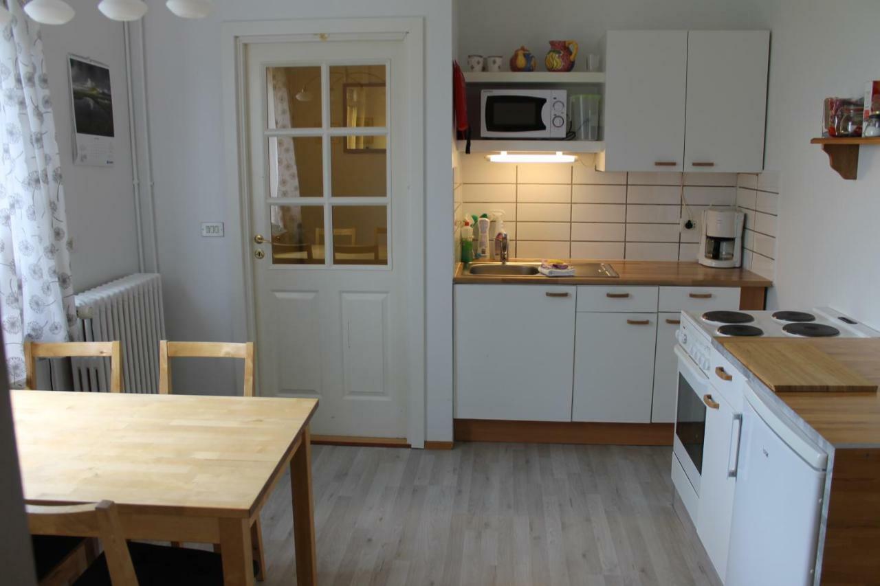 Mora Guesthouse Hagi  Exteriör bild
